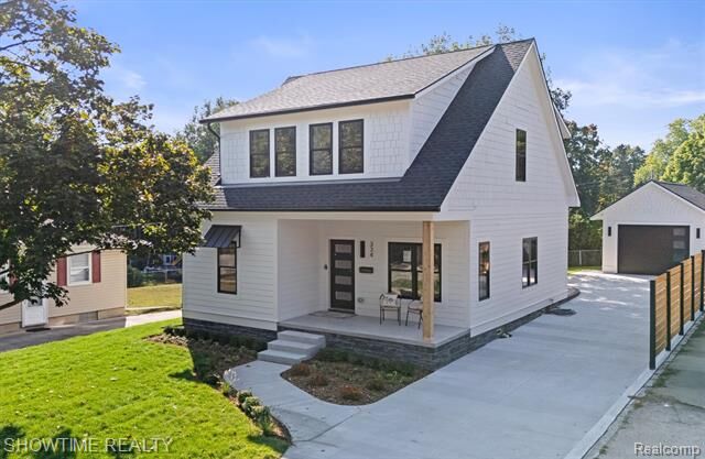 Property Photo:  334 Romeo Road  MI 48307 