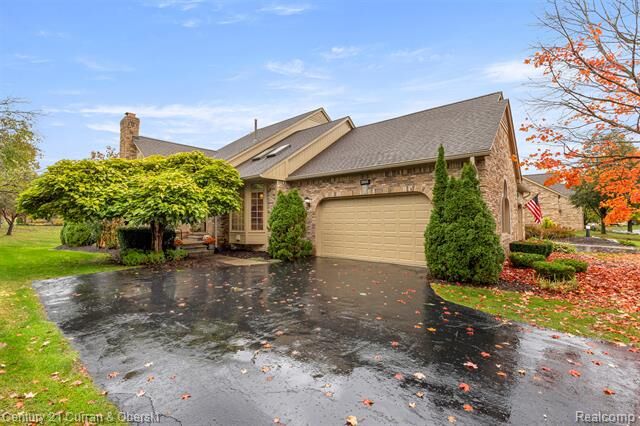 Property Photo:  1955 Clearwood Court 665  MI 48316