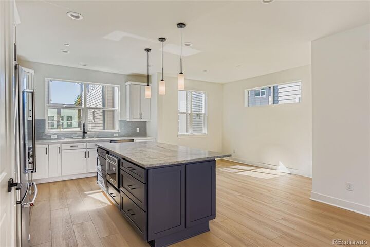 Property Photo: 10990 E Hinsdale Circle CO 80112