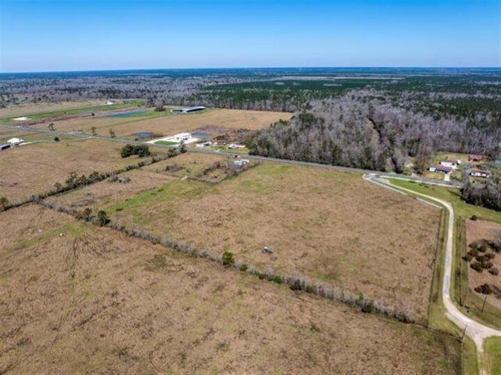 Property Photo:  3471 W Houston River Road W  LA 70663
