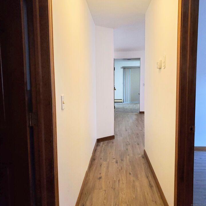 Property Photo: 73 Mountford Street Apt 3B CT 06114