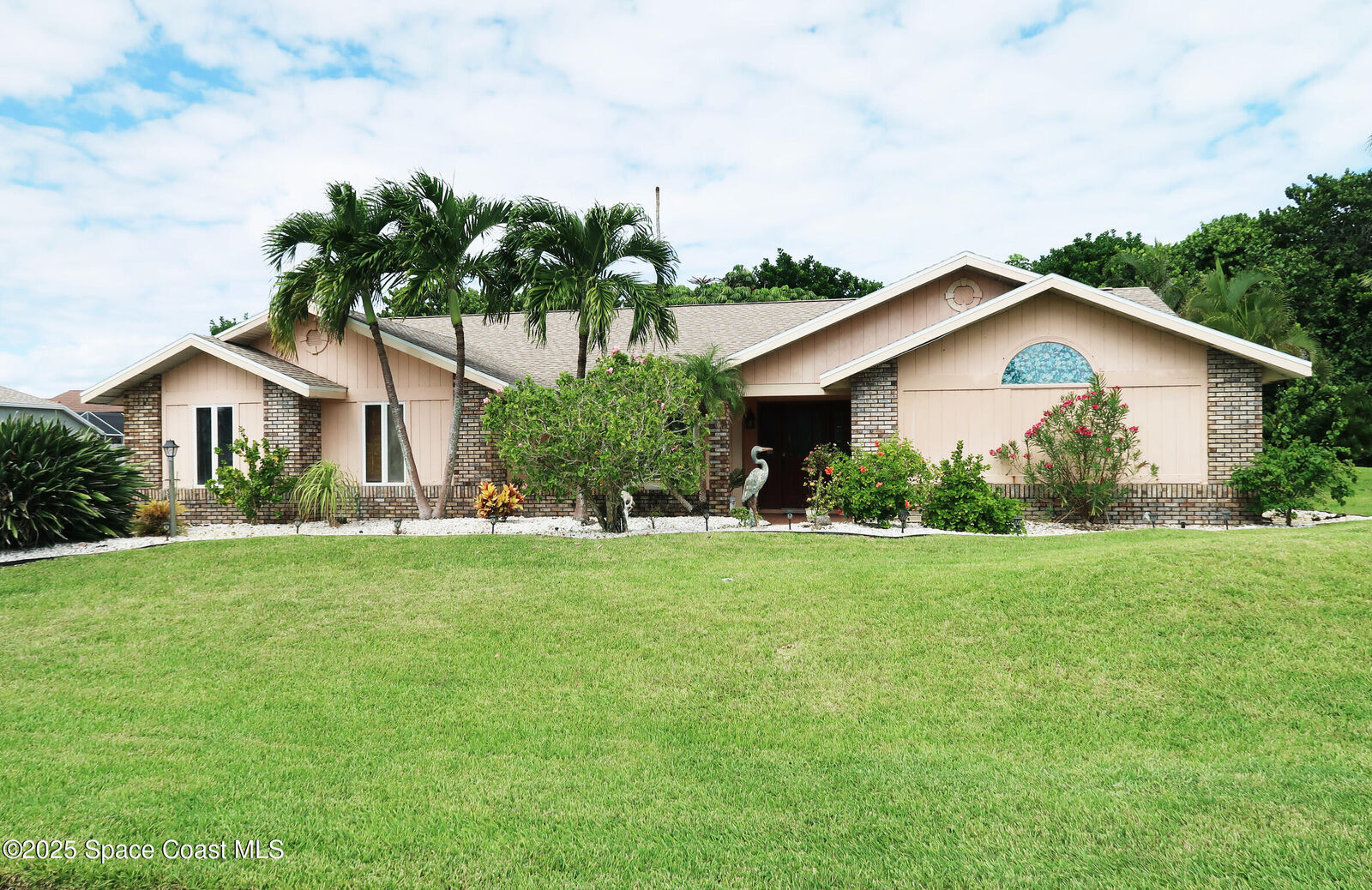 Property Photo:  162 River Walk Drive  FL 32951 