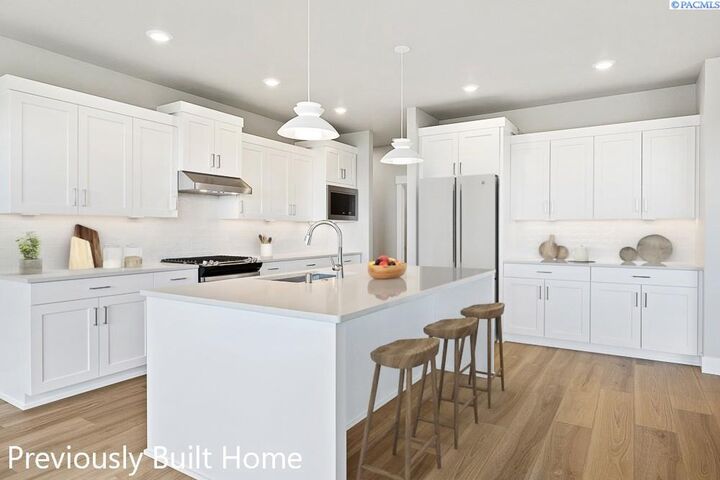 Property Photo:  5706 Rd. 122  WA 99301 