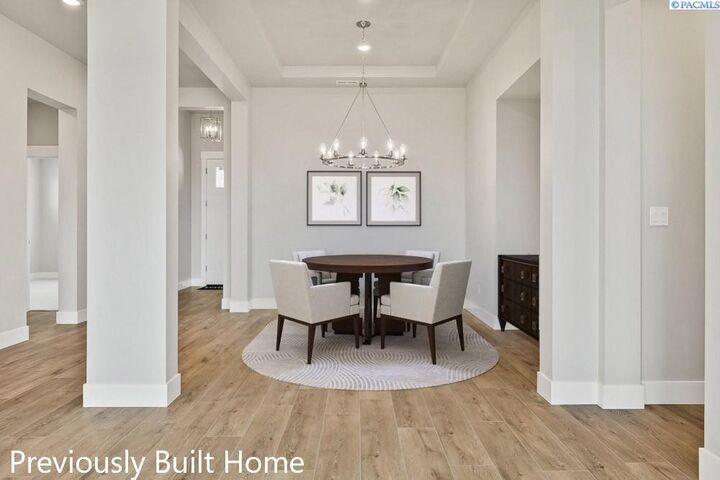 Property Photo: 5710 Rd. 122 WA 99301