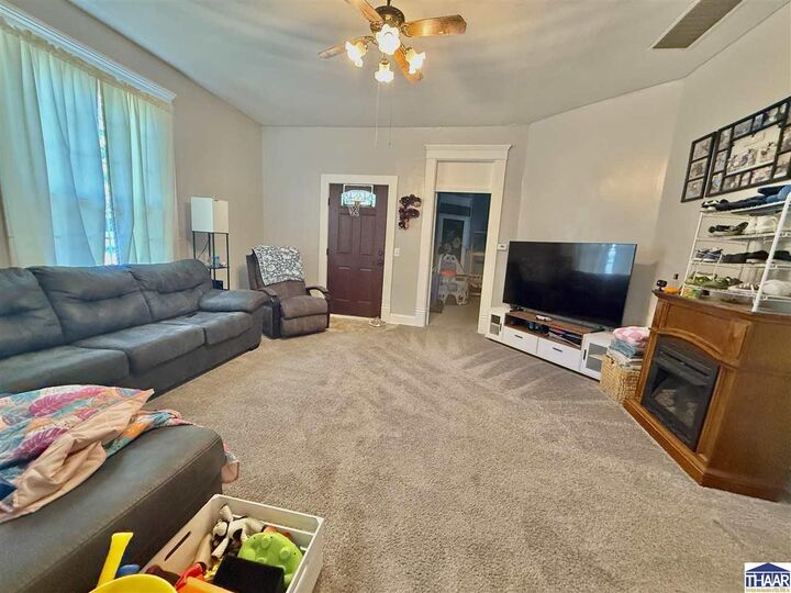 Property Photo: 328 N West Street IN 47882