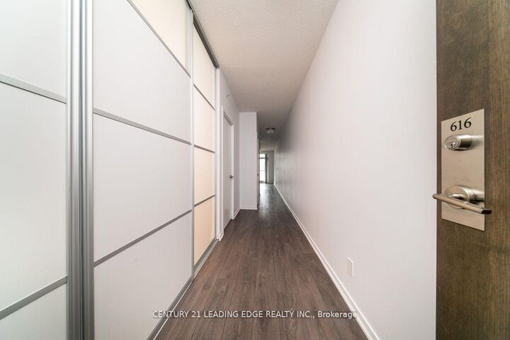 Property Photo:  68 Abell Street 616  ON M6J 0B1
