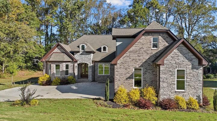 Property Photo: 105 Bree Drive SC 29621
