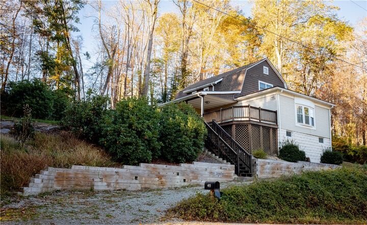 Property Photo:  415 Saylor School Road  PA 15905 