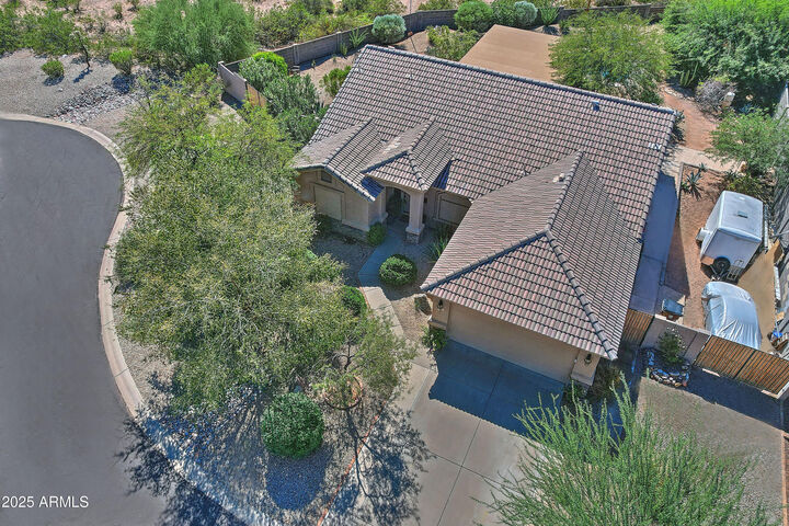 Property Photo:  8799 E Brilliant Sky Circle  AZ 85118 