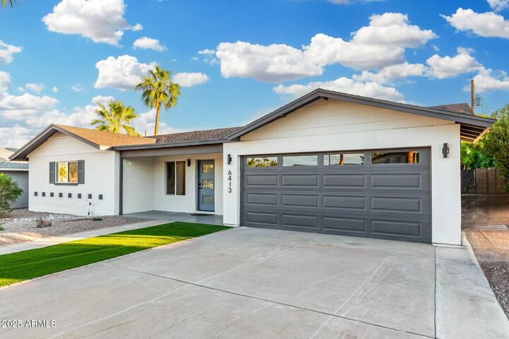 Property Photo: 6413 E Holly Street AZ 85257