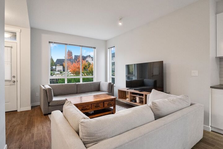 Property Photo: 30930 Westridge Place 97 BC V2T 0H6