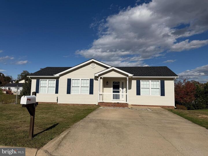 57 Ellen Drive  Strasburg VA 22657 photo