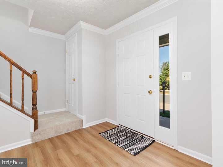 Property Photo: 1904 E Beech Road VA 20164