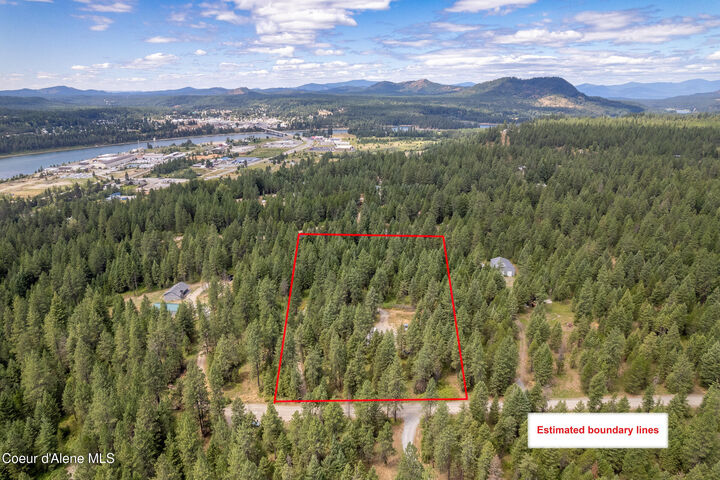 Property Photo: 512 Everett Huff Rd ID 83822