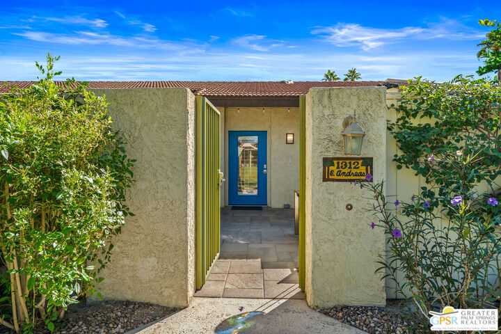 Property Photo:  1312 E Andreas Rd  CA 92262 