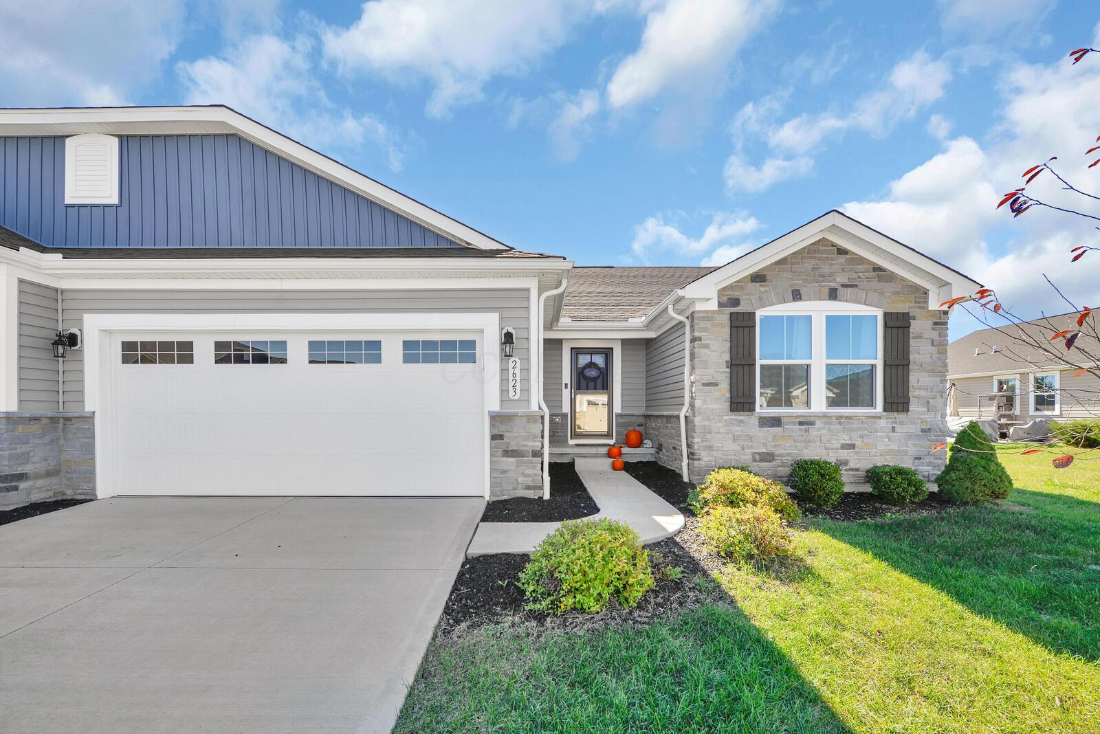 Property Photo: 2623 McClouds Square OH 43040