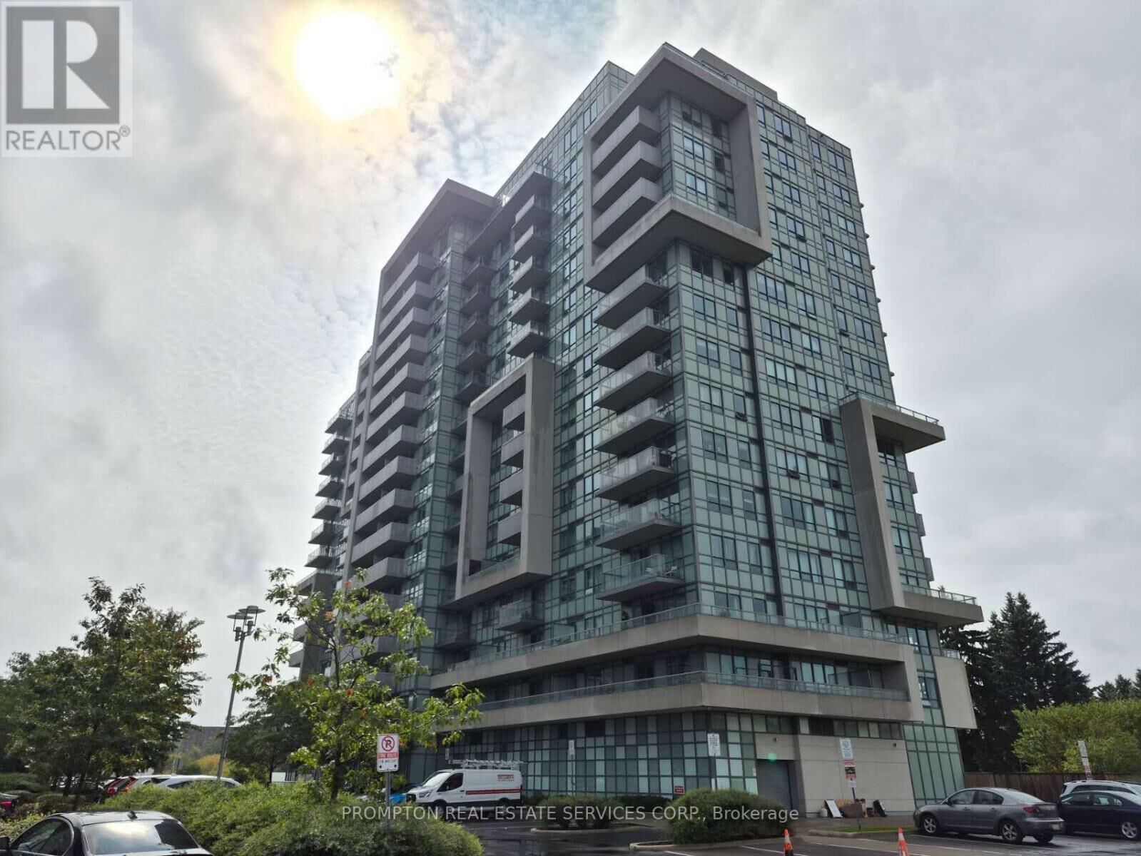 Property Photo: 1346 Danforth Road 403 ON M1J 0A9