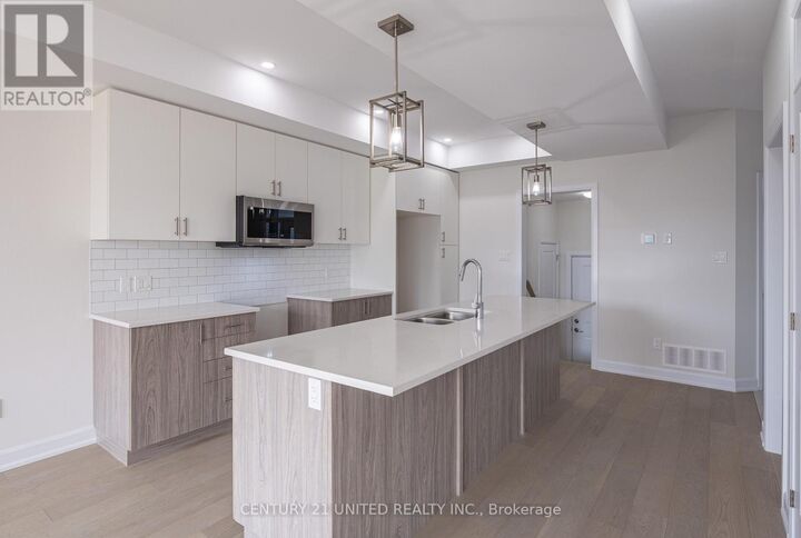Property Photo:  307 Mullighan Gardens  ON K9K 0H2