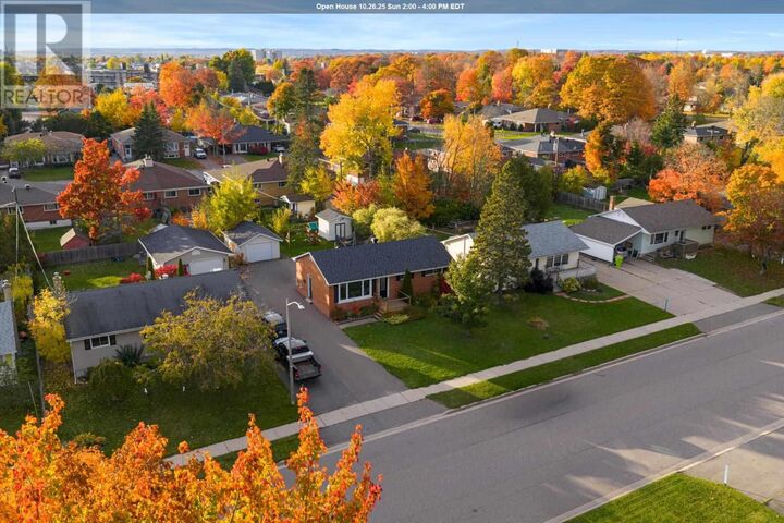 83 Pentagon Blvd  Sault Ste. Marie ON P6B 5J2 photo