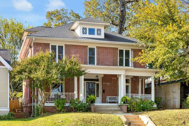 Property Photo:  1602 Chamberlain Avenue  TN 37404