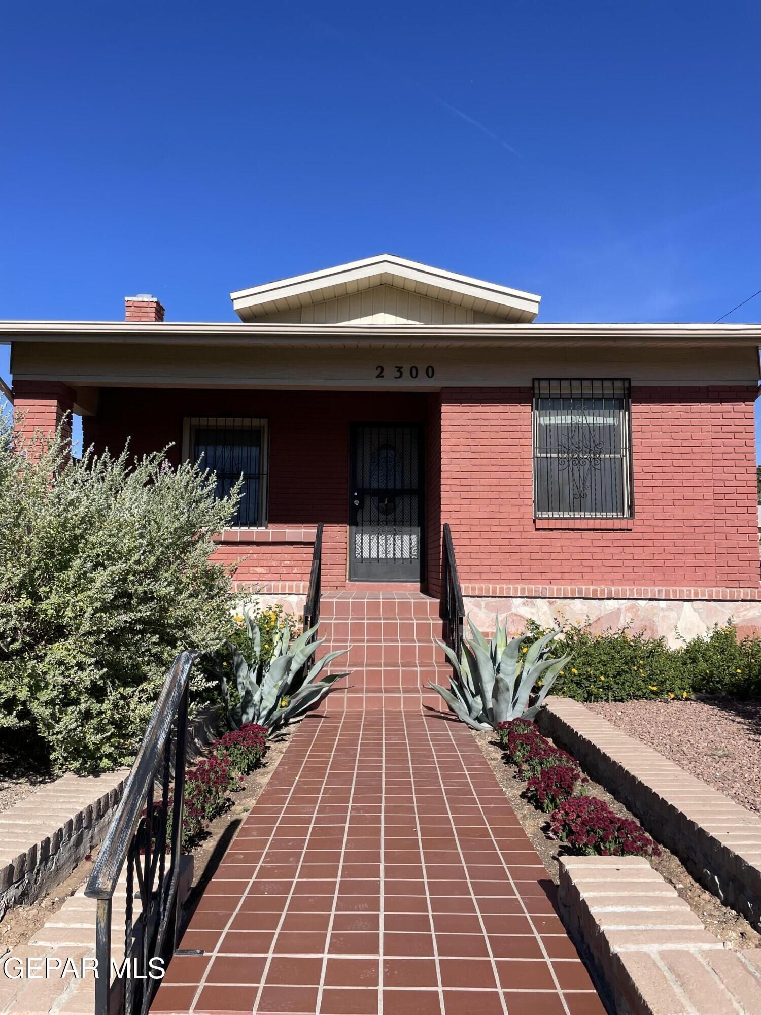 Property Photo: 2300 N Campbell Street TX 79902
