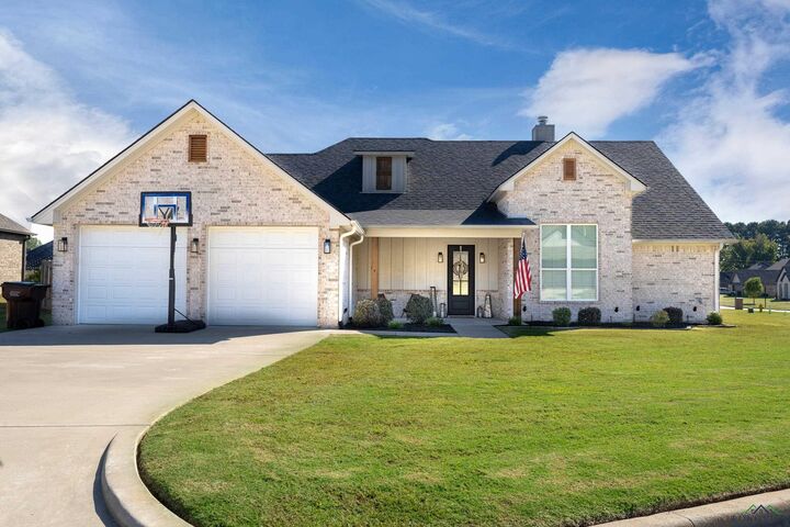 201 Saddle Brook Cir.  Hallsville TX 75650 photo