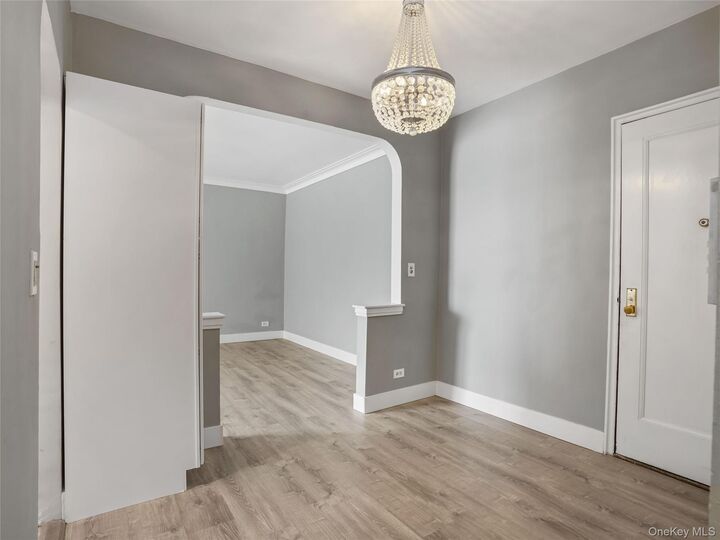 Property Photo:  2 Greenridge Avenue 3G  NY 10605