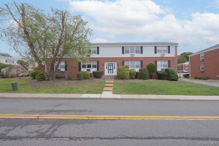Property Photo:  22 Bon Aire Circle 1113  NY 10901