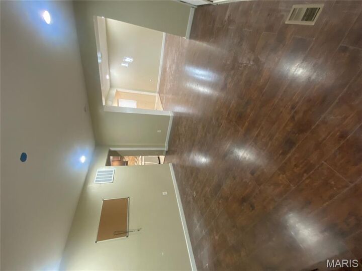 Property Photo: 5817 Dressell Avenue MO 63120