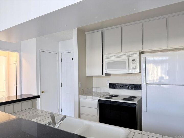 Property Photo:  808 Coriander Dr D  CA 90502 