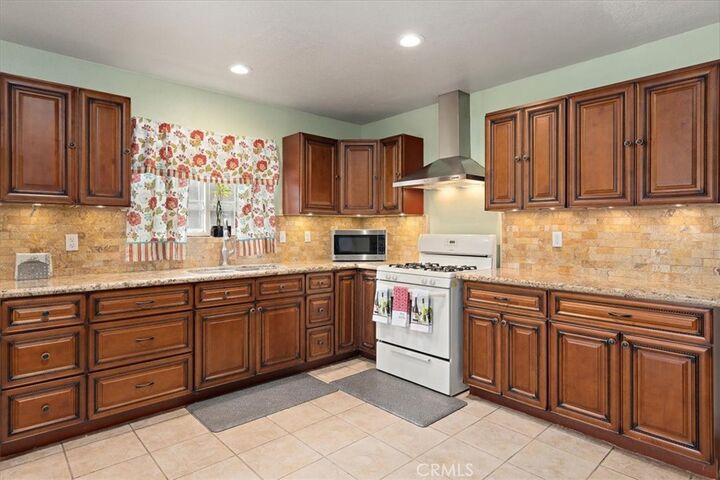 Property Photo:  2914 W Wilson  CA 92220 