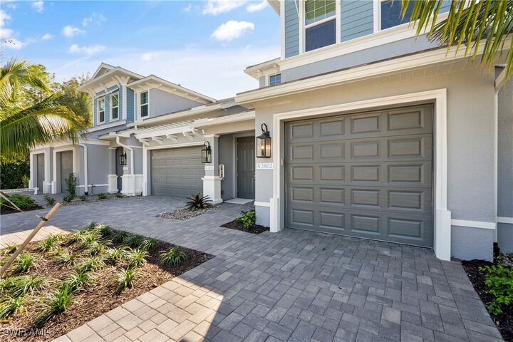 Property Photo: 2640 Seychelles Circle 2802 FL 34112