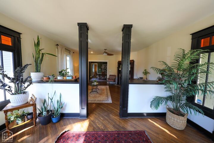 Property Photo:  628 W Oak Avenue  AR 72401