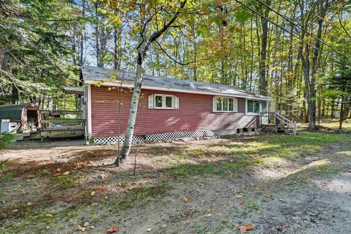 Property Photo:  16 Sherwood Forest Drive  NH 03224 
