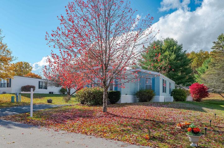 Property Photo:  22 Cherokee Way  NH 03867 