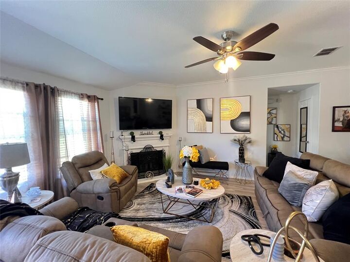 Property Photo: 4613 Lathem Drive TX 75036