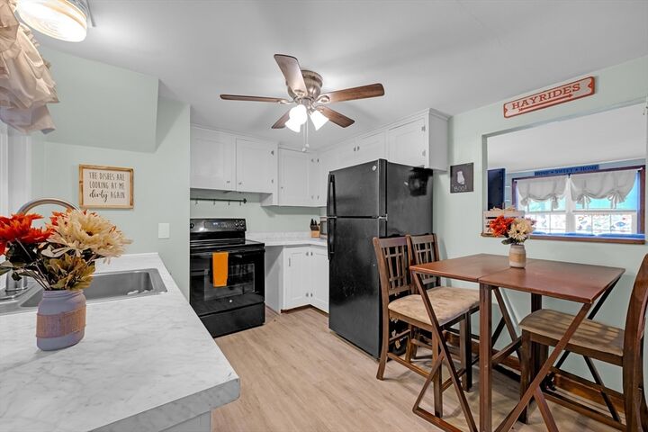 Property Photo: 200 Main St MA 01566