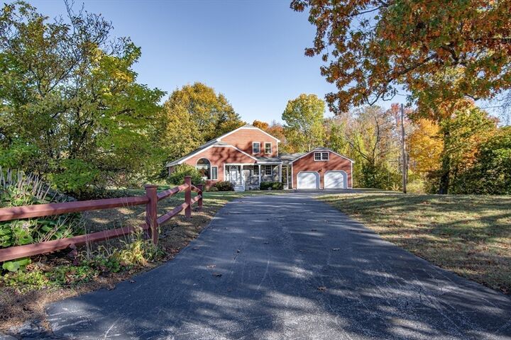 Property Photo:  25 Settlers Way  MA 01826 