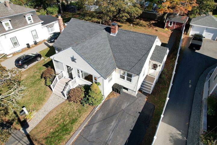 34 Duncklee Avenue  Stoneham MA 02180 photo