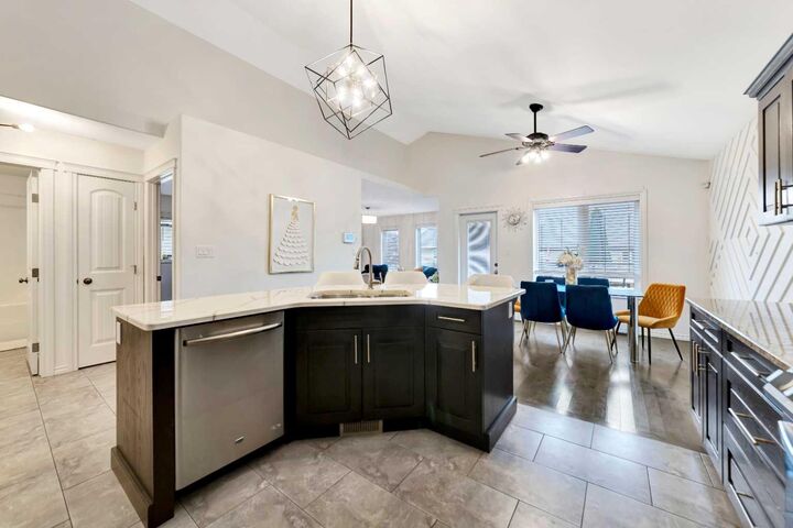 Property Photo:  7102 39 Street  AB T9V 3M3 