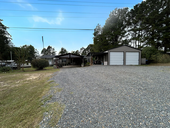 Property Photo:  3906 Main St  LA 71403