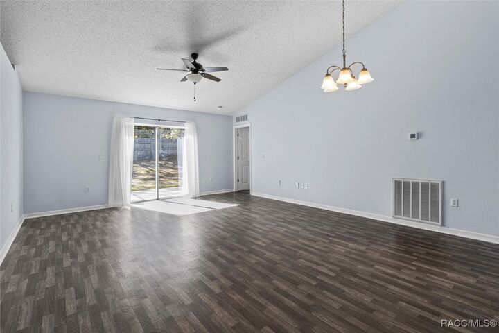 Property Photo:  7895 N Sarazen Drive  FL 34434 