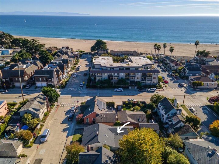 Property Photo:  207 2nd Avenue  CA 95062 