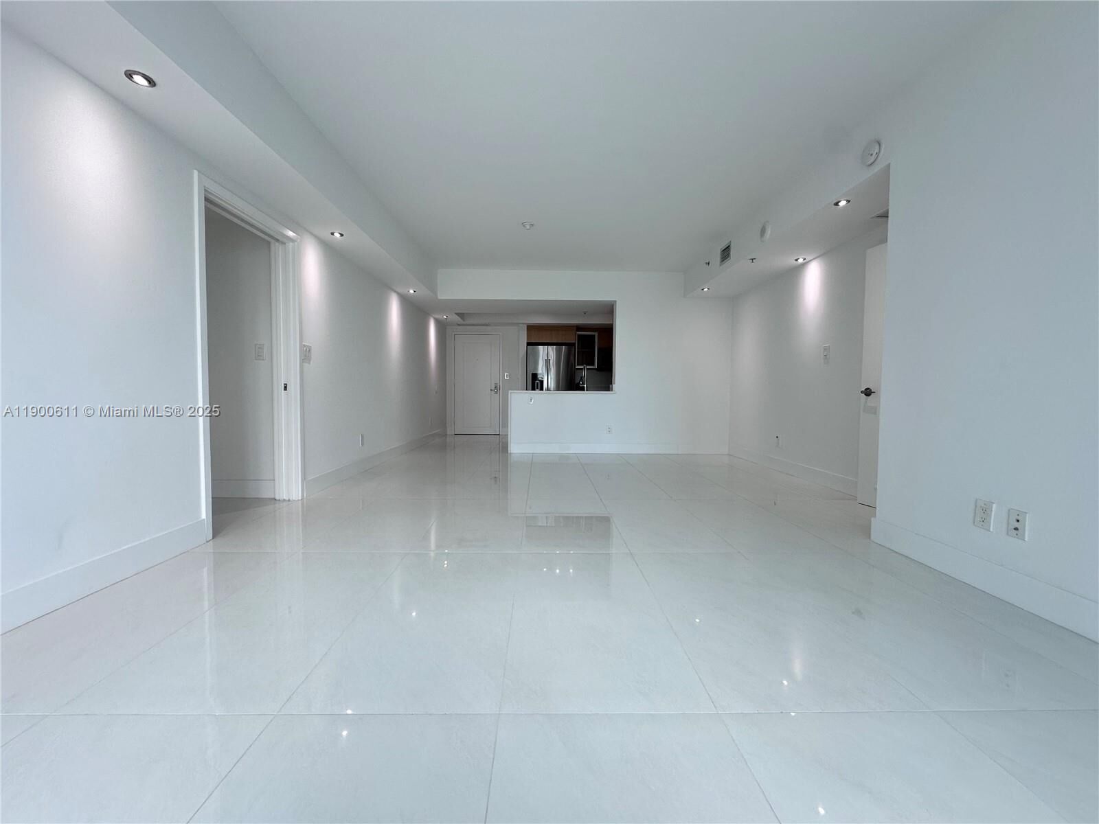 Property Photo: 335 S Biscayne Blvd 507 FL 33131