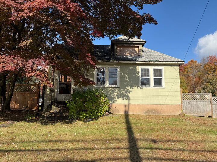 445 Maple Street  Wethersfield CT 06109 photo