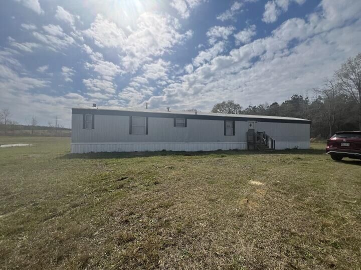 5580 Cannery Road  Dalzell SC 29040 photo