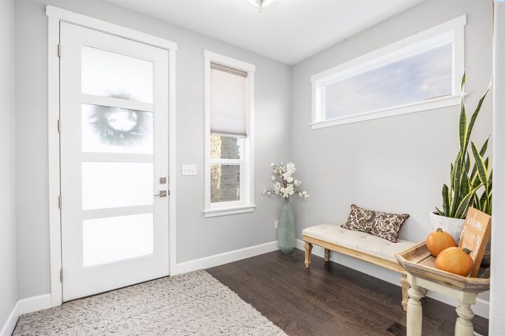 Property Photo: 9813 Coho Ct WA 99301