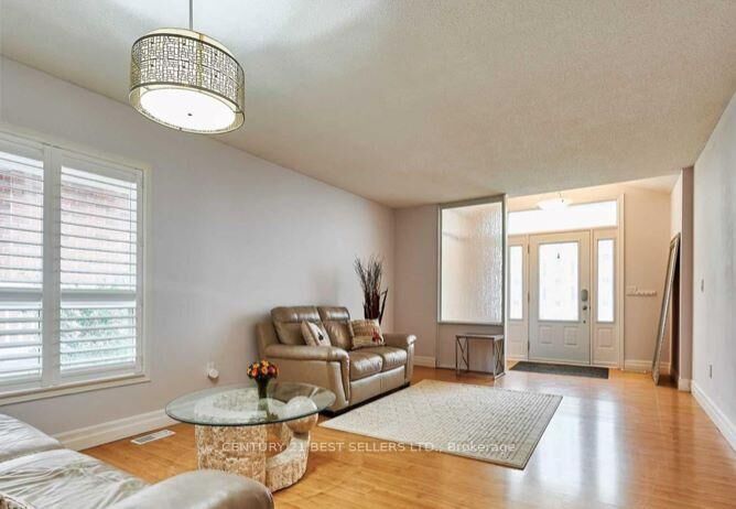 Property Photo: 26 O'Connor Lane ON N1E 7G4