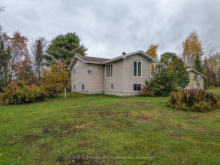 Property Photo: 2225 Papineau Road ON P0H 1V0