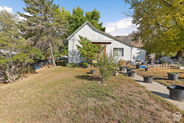 Property Photo: 525 E 200 N UT 84062
